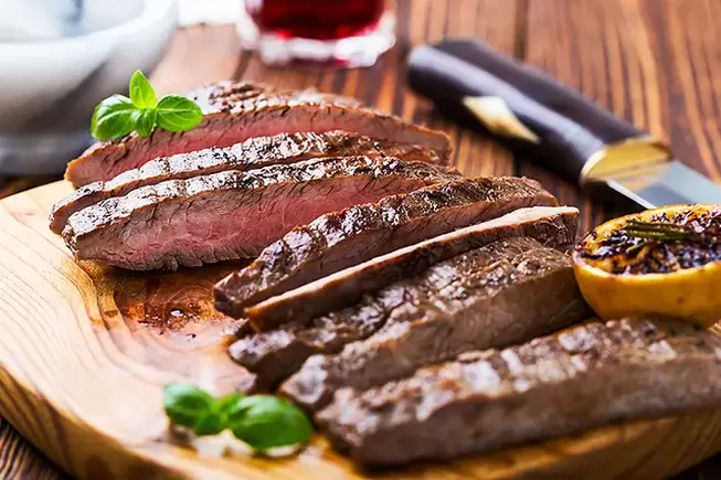 grillezett steak szénhidrátmentes diétán